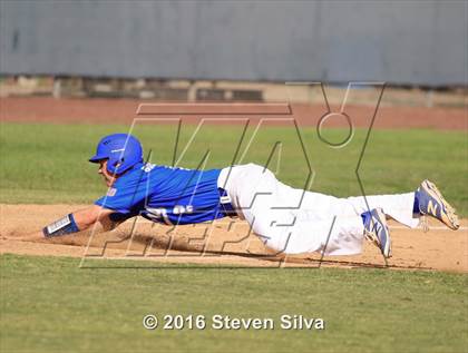 Thumbnail 3 in Green Valley vs. Rancho Bernardo (66th Annual San Diego Lions Tournament) photogallery.