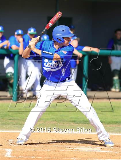 Thumbnail 2 in Green Valley vs. Rancho Bernardo (66th Annual San Diego Lions Tournament) photogallery.