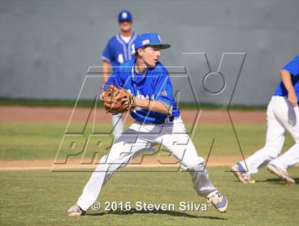 Thumbnail 3 in Green Valley vs. Rancho Bernardo (66th Annual San Diego Lions Tournament) photogallery.