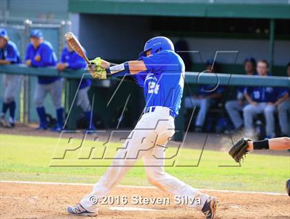 Thumbnail 2 in Green Valley vs. Rancho Bernardo (66th Annual San Diego Lions Tournament) photogallery.