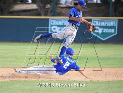 Thumbnail 2 in Green Valley vs. Rancho Bernardo (66th Annual San Diego Lions Tournament) photogallery.