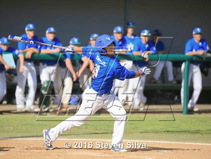 Thumbnail 2 in Green Valley vs. Rancho Bernardo (66th Annual San Diego Lions Tournament) photogallery.