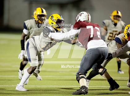 Thumbnail 3 in Lamar vs Keller Central photogallery.