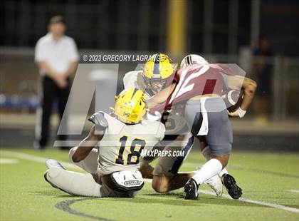 Thumbnail 1 in Lamar vs Keller Central photogallery.
