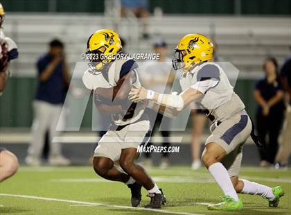 Thumbnail 1 in Lamar vs Keller Central photogallery.
