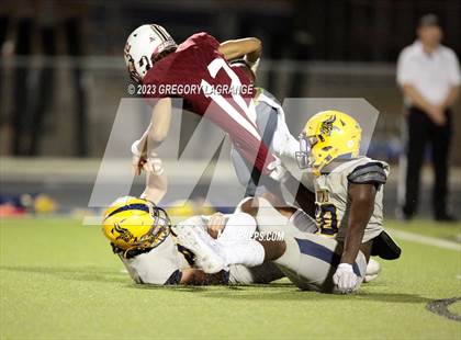 Thumbnail 2 in Lamar vs Keller Central photogallery.