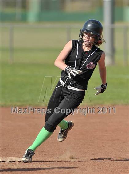 Thumbnail 3 in Valley Christian @ Sacramento Country Day photogallery.