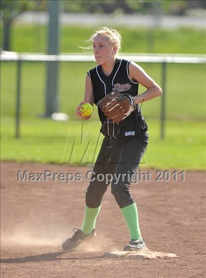 Thumbnail 1 in Valley Christian @ Sacramento Country Day photogallery.