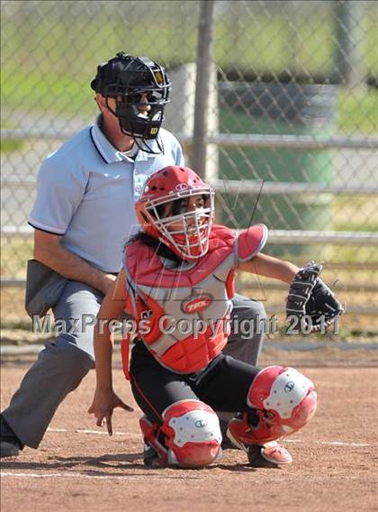 Thumbnail 2 in Valley Christian @ Sacramento Country Day photogallery.