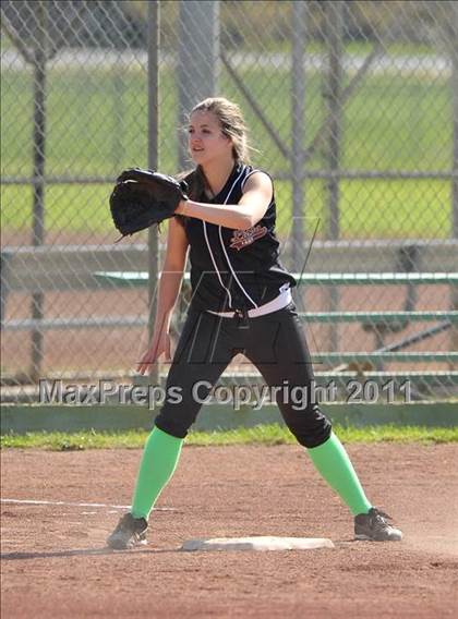 Thumbnail 2 in Valley Christian @ Sacramento Country Day photogallery.