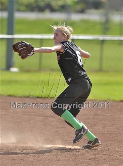 Thumbnail 2 in Valley Christian @ Sacramento Country Day photogallery.