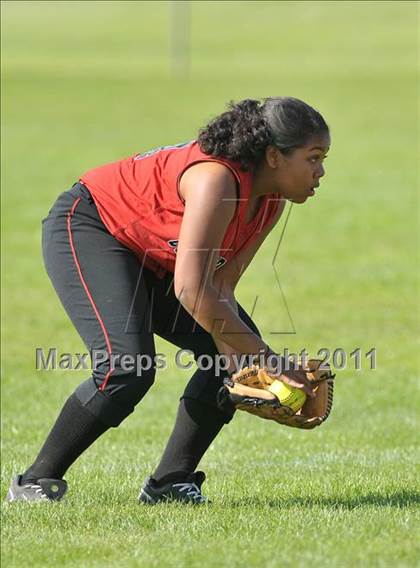 Thumbnail 2 in Valley Christian @ Sacramento Country Day photogallery.
