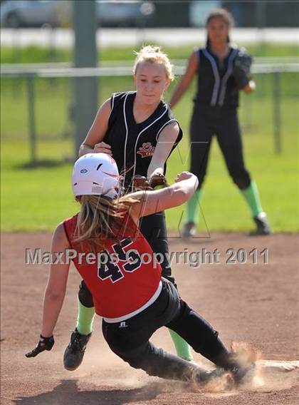 Thumbnail 2 in Valley Christian @ Sacramento Country Day photogallery.