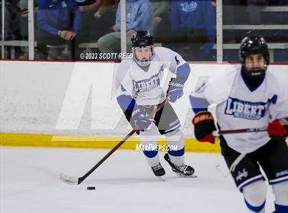 Thumbnail 3 in Dublin Coffman @ Olentangy Liberty photogallery.