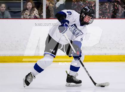 Thumbnail 3 in Dublin Coffman @ Olentangy Liberty photogallery.