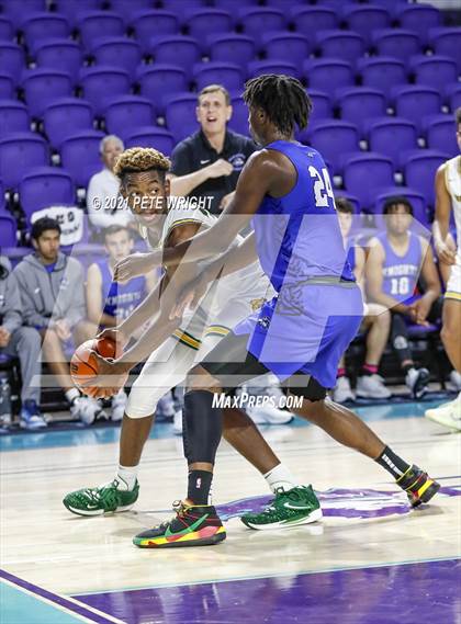 Thumbnail 2 in Greensboro Day School vs Gill St Bernard's (City of Palms Classic) photogallery.