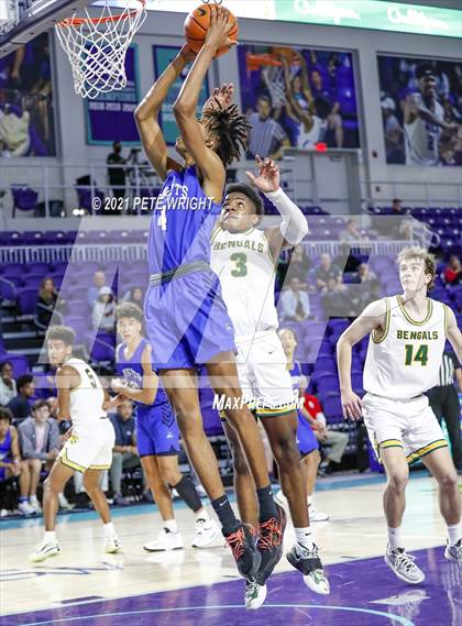Thumbnail 2 in Greensboro Day School vs Gill St Bernard's (City of Palms Classic) photogallery.