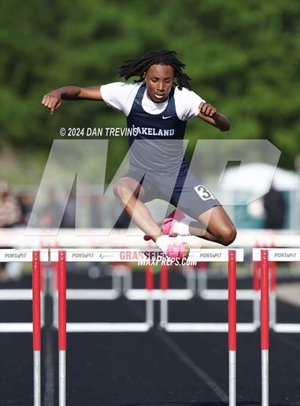 Thumbnail 1 in Southeastern District Meet #2 (Track/Hurdles) photogallery.