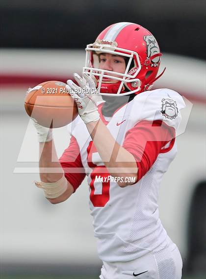 Thumbnail 3 in Redbank Valley vs. Bishop Guilfoyle (PIAA 1A Championship) photogallery.