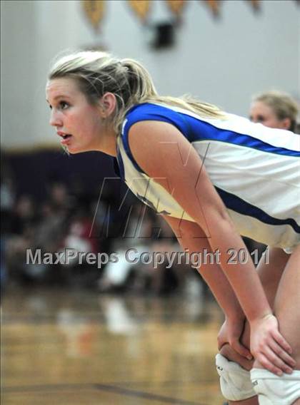 Thumbnail 1 in La Costa Canyon vs. Green Valley (Durango Fall Classic) photogallery.