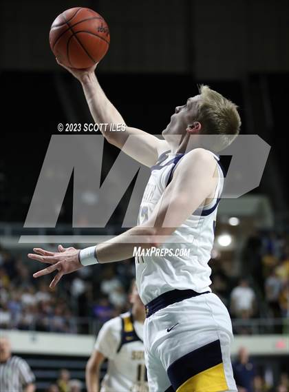 Thumbnail 3 in North Adams vs. South Point (OHSAA D3 Regional Semifinal) photogallery.