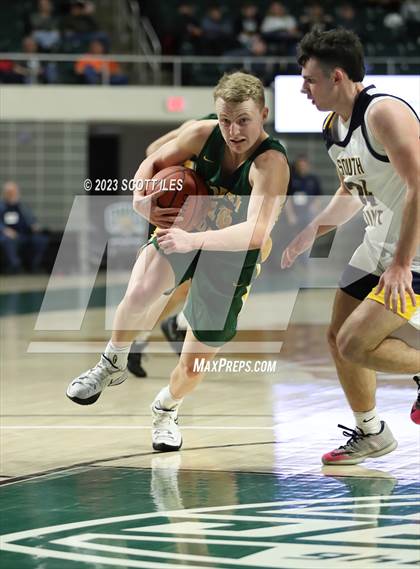 Thumbnail 1 in North Adams vs. South Point (OHSAA D3 Regional Semifinal) photogallery.