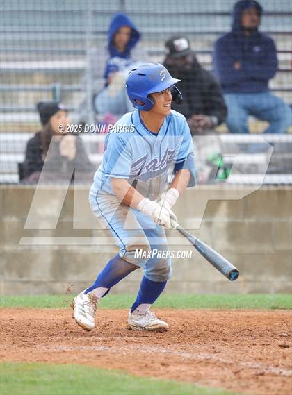 Thumbnail 1 in Gahr vs. La Jolla Country Day (National Classic) photogallery.