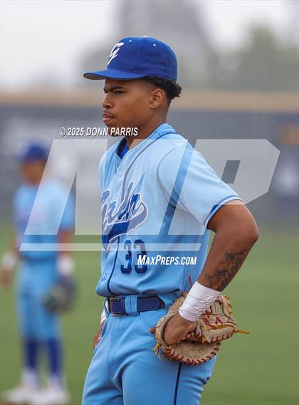 Thumbnail 2 in Gahr vs. La Jolla Country Day (National Classic) photogallery.