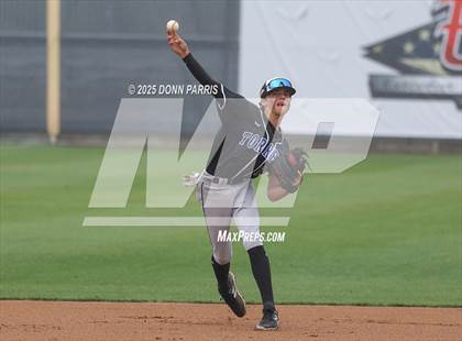 Thumbnail 3 in Gahr vs. La Jolla Country Day (National Classic) photogallery.