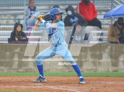 Thumbnail 3 in Gahr vs. La Jolla Country Day (National Classic) photogallery.