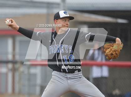 Thumbnail 2 in Gahr vs. La Jolla Country Day (National Classic) photogallery.