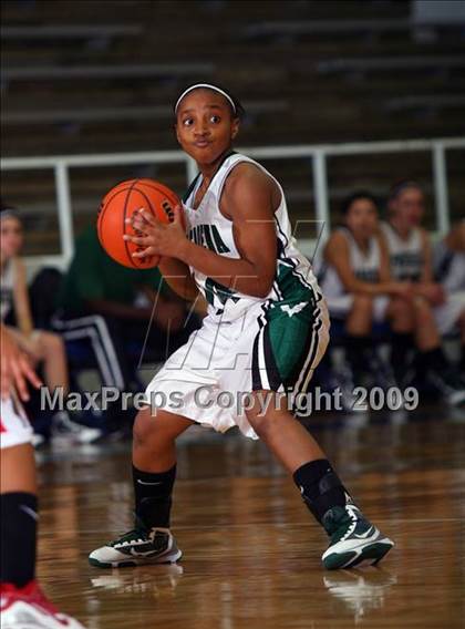 Thumbnail 3 in Pasadena vs Pasadena South Houston (McDonalds Texas Invitational) photogallery.