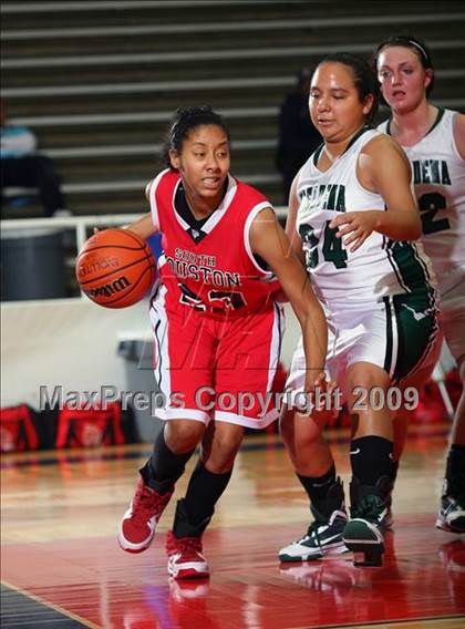 Thumbnail 3 in Pasadena vs Pasadena South Houston (McDonalds Texas Invitational) photogallery.