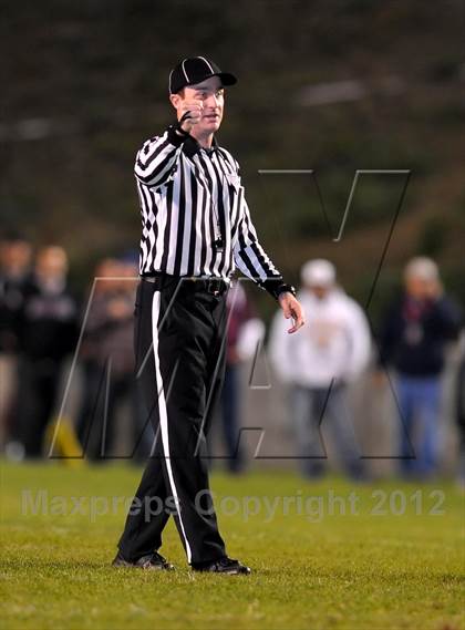 Thumbnail 3 in La Serna vs. Downey (CIF SS Southeast Division Final) photogallery.