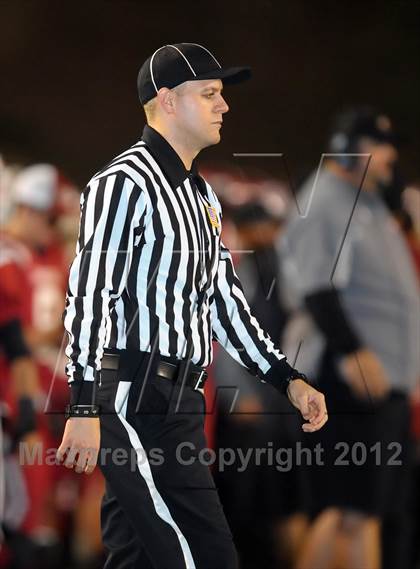 Thumbnail 3 in La Serna vs. Downey (CIF SS Southeast Division Final) photogallery.