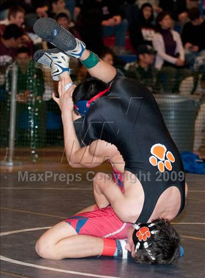 Thumbnail 3 in CIF CCS  Championships (Day 2 - Round 3) photogallery.