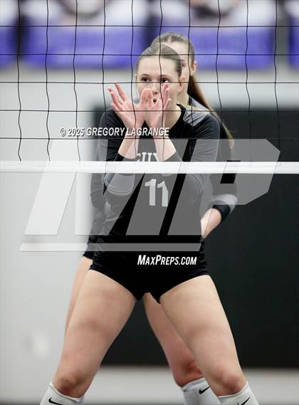Thumbnail 2 in Flower Mound vs Guyer photogallery.