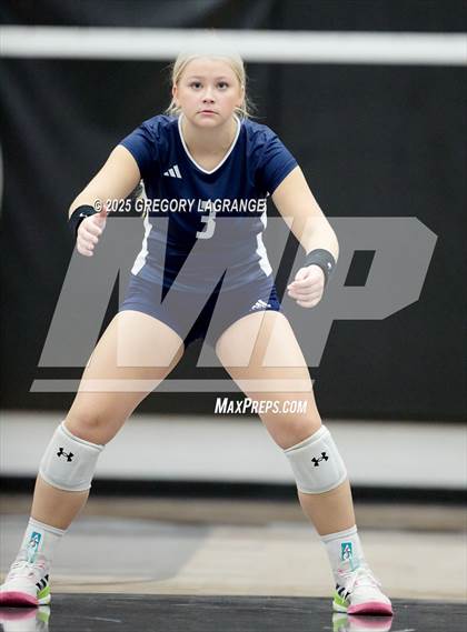 Thumbnail 2 in Flower Mound vs Guyer photogallery.