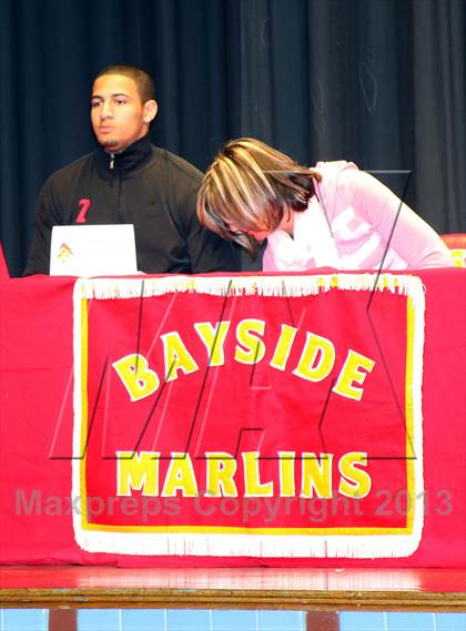 Thumbnail 2 in Quin Blanding (National Signing Day Ceremony)  photogallery.
