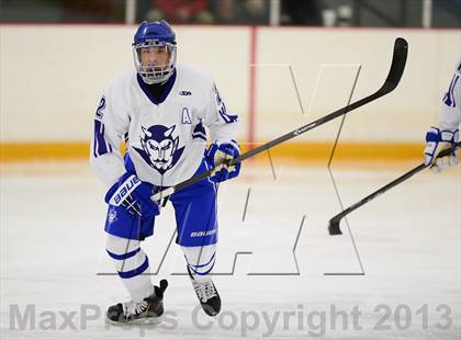 Thumbnail 3 in South Windsor vs. West Haven (West Haven Christmas Tournament) photogallery.