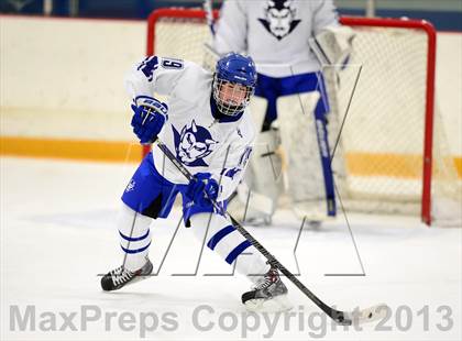 Thumbnail 1 in South Windsor vs. West Haven (West Haven Christmas Tournament) photogallery.