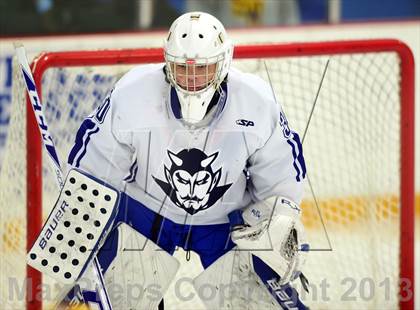 Thumbnail 1 in South Windsor vs. West Haven (West Haven Christmas Tournament) photogallery.
