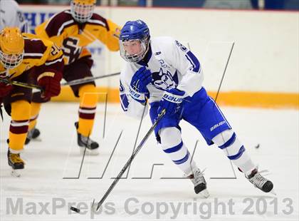 Thumbnail 2 in South Windsor vs. West Haven (West Haven Christmas Tournament) photogallery.