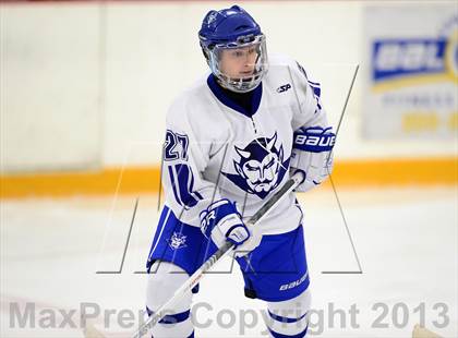 Thumbnail 2 in South Windsor vs. West Haven (West Haven Christmas Tournament) photogallery.