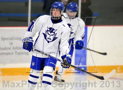 Thumbnail 3 in South Windsor vs. West Haven (West Haven Christmas Tournament) photogallery.