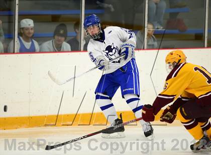 Thumbnail 1 in South Windsor vs. West Haven (West Haven Christmas Tournament) photogallery.