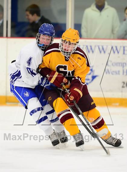 Thumbnail 3 in South Windsor vs. West Haven (West Haven Christmas Tournament) photogallery.