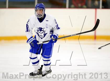 Thumbnail 1 in South Windsor vs. West Haven (West Haven Christmas Tournament) photogallery.