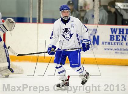 Thumbnail 3 in South Windsor vs. West Haven (West Haven Christmas Tournament) photogallery.