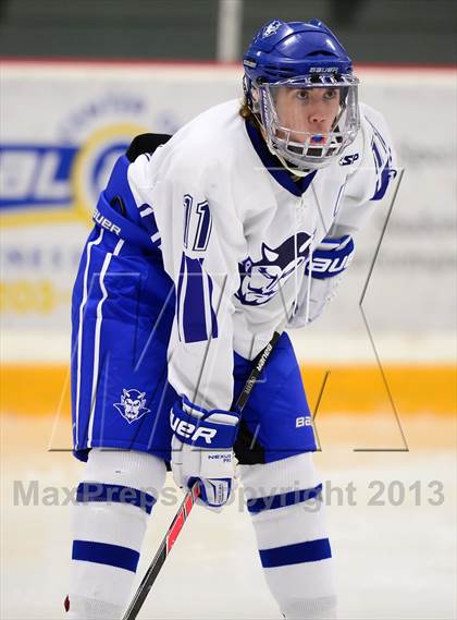 Thumbnail 1 in South Windsor vs. West Haven (West Haven Christmas Tournament) photogallery.